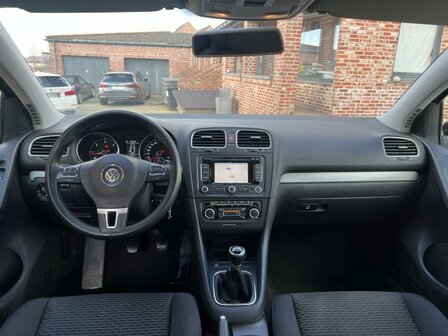 Volkswagen Golf6 1.6tdi &quot;GARANTIE&quot; cruise/pdc/Navi/GEKEURD