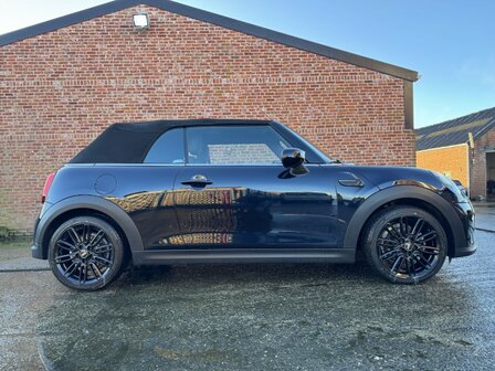 Mini Cooper carbio 1.5I &quot;AUTOMAAT&quot; Full-option/25 000km/2023