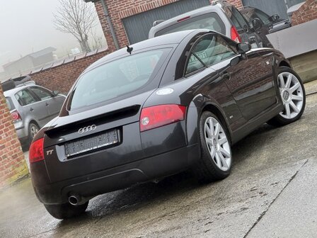 Audi TT 1.8i turbo 5v &quot;S-LINE&quot; Leder/cruise/XENON/2004/150pk