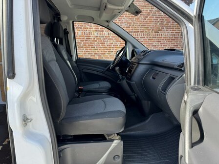 Mercedes Vito 2.2cdi &quot;125 000KM&quot; BTW/trekhaak/airco/GARANTIE