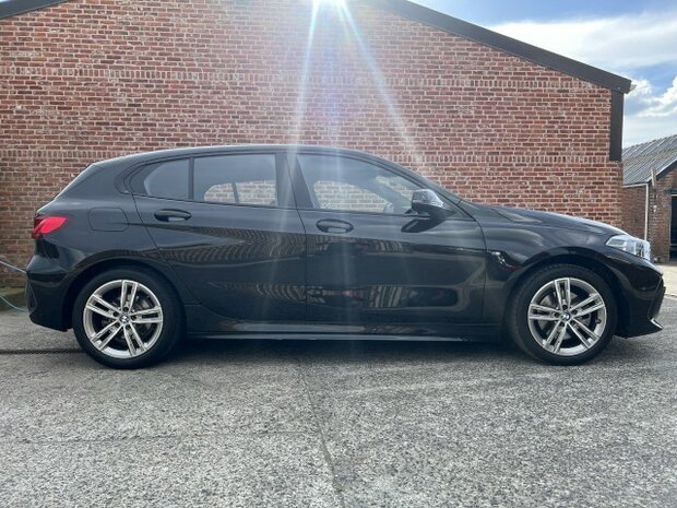 Bmw 116i "M-pack" Automaat/navi/led/pdc/54 000km/NIEUW/2021