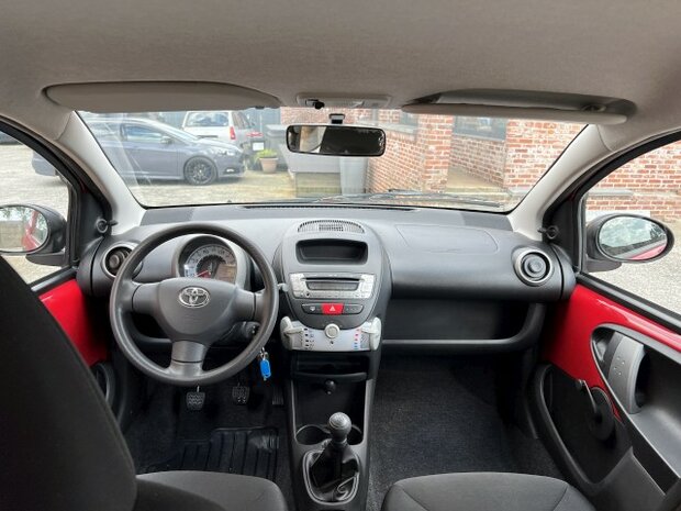 Toyota Aygo 1.0i"55000KM"gekeurd/GARANTIE/1ste eigenaar/2013